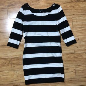 Elbow sleeved black and white stripped dress